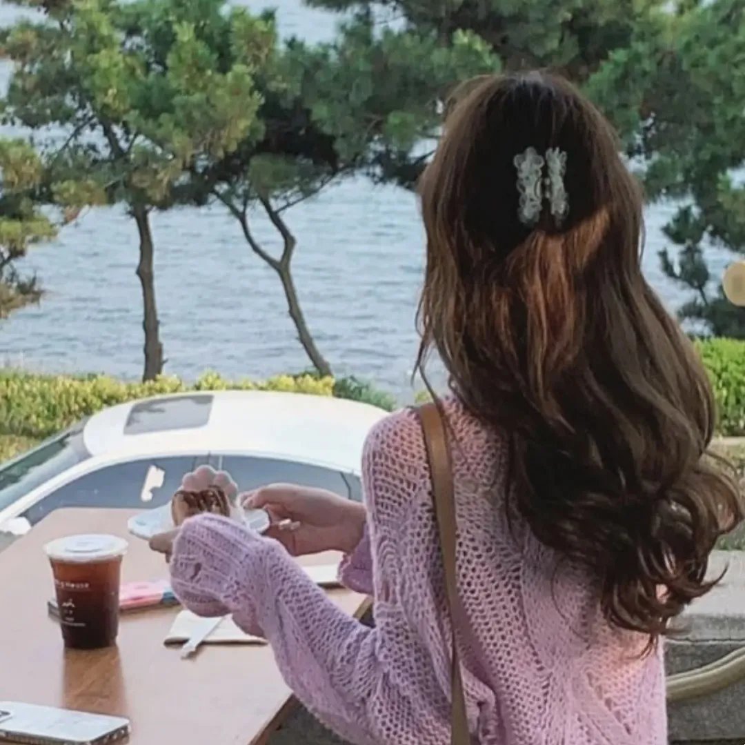 妓女。演员。皮条客